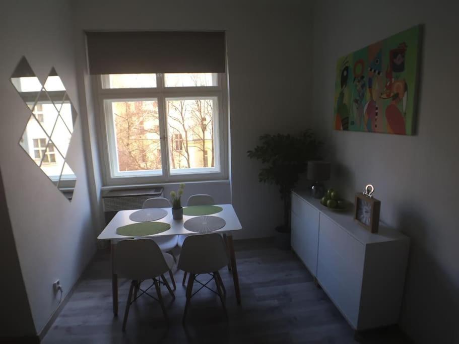 Apartment Stylish Flat In - Vinohrady